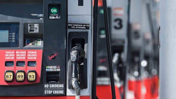Georgia average gas prices drop below $3 a gallon