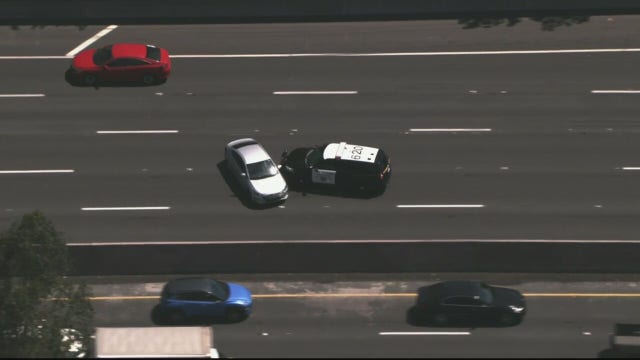 Driver arrested after chase ends with PIT maneuver in Sherman Oaks