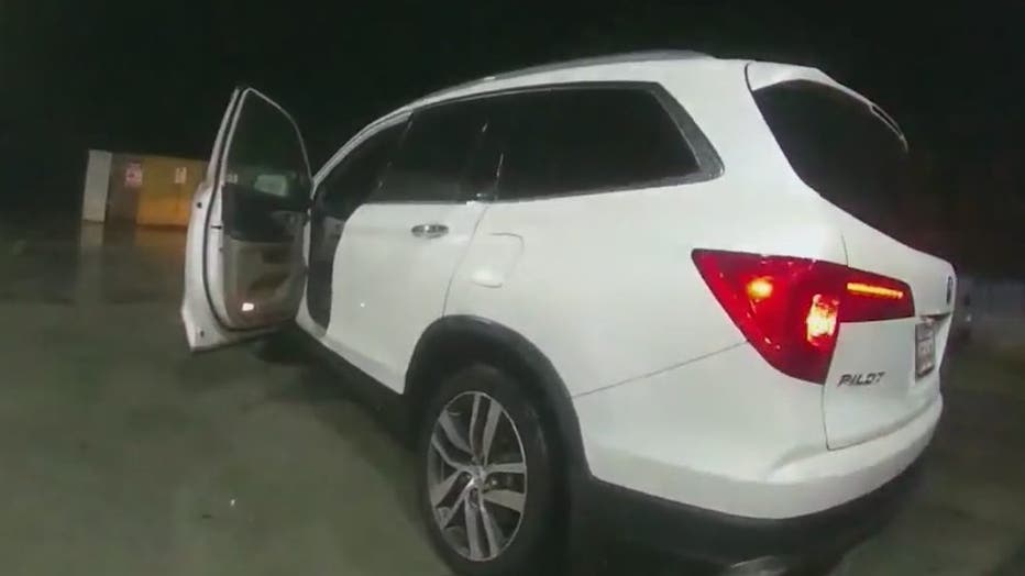 Body camera video shows an Atlanta police officer delivering a baby along the side of the road.