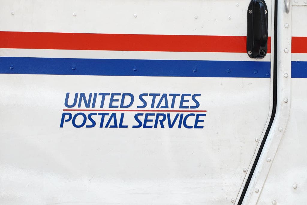 Austell postal worker arrested for stealing rewards cards from mail