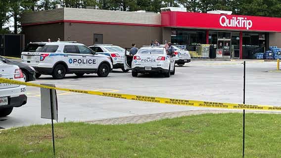 Attempted carjacking leaves one man dead at QT on Peachtree Pkwy, police say