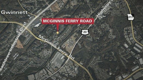 Teen gunned down at Suwannee apartment, gunman on the run