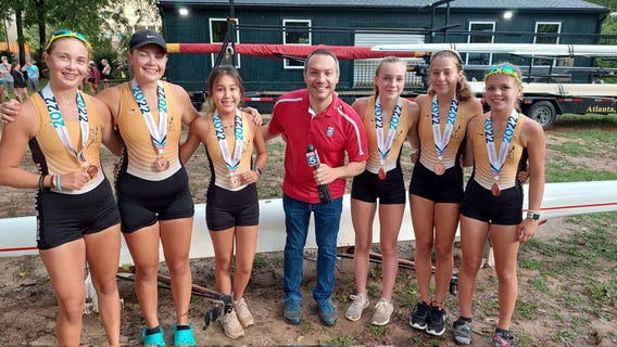 Roswell youth rowers make history at national championships
