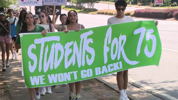 Roe v. Wade overturned: Metro Atlanta students march in response to recent Supreme Court ruling