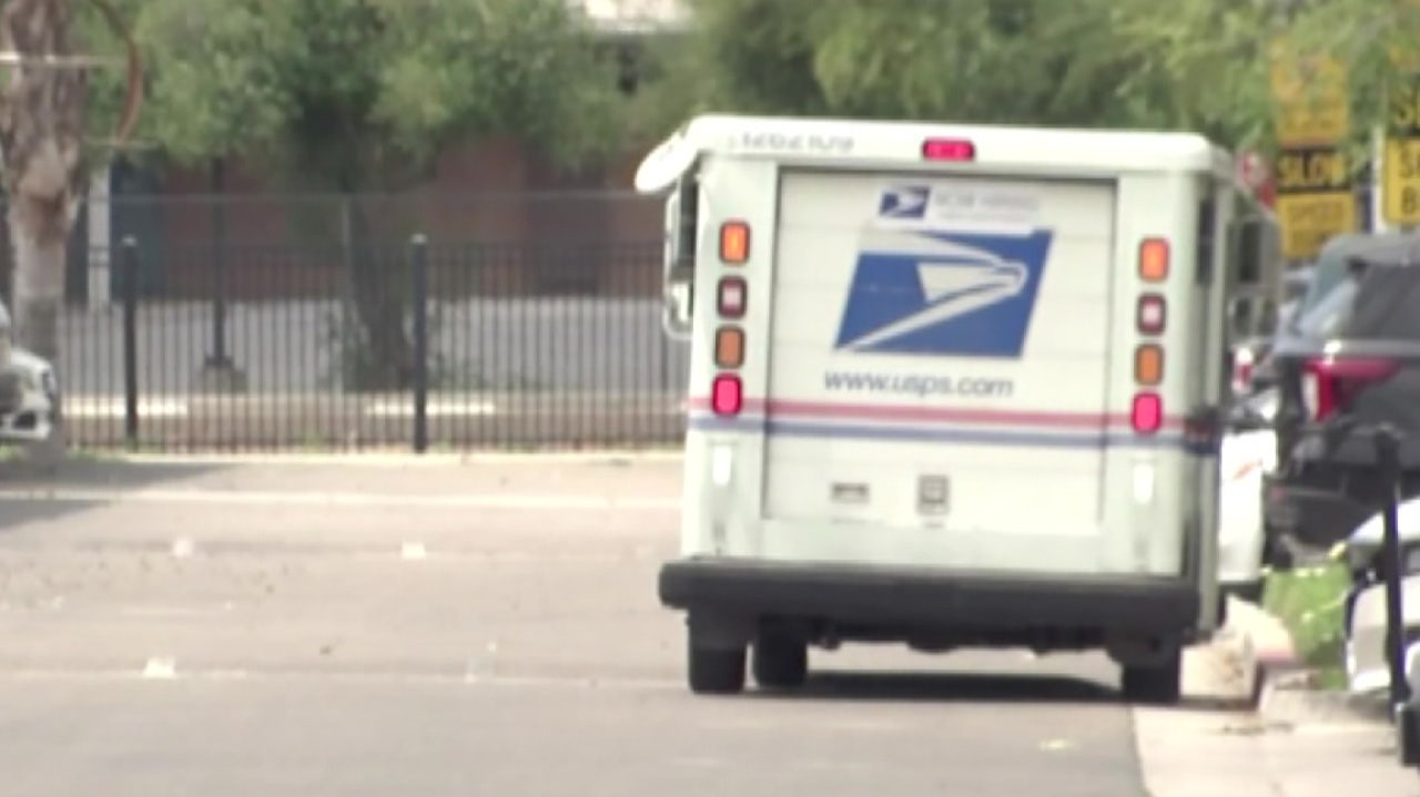 Former USPS workers charged in $4.9 million Treasury check theft