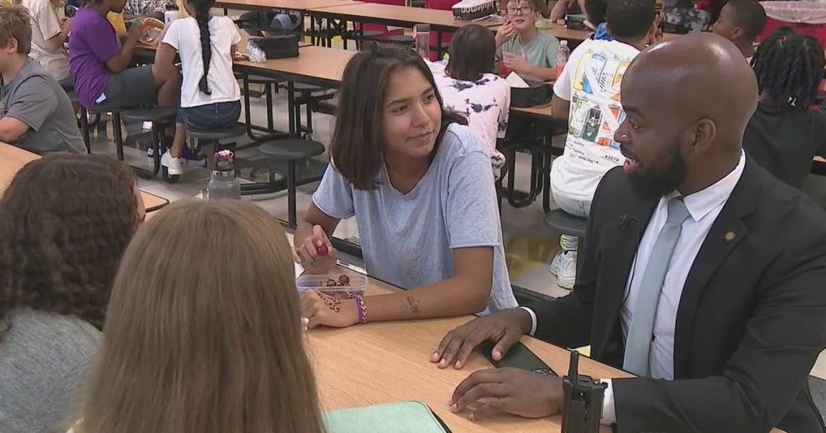 Morehouse College grad named youngest principal with Atlanta Public ...