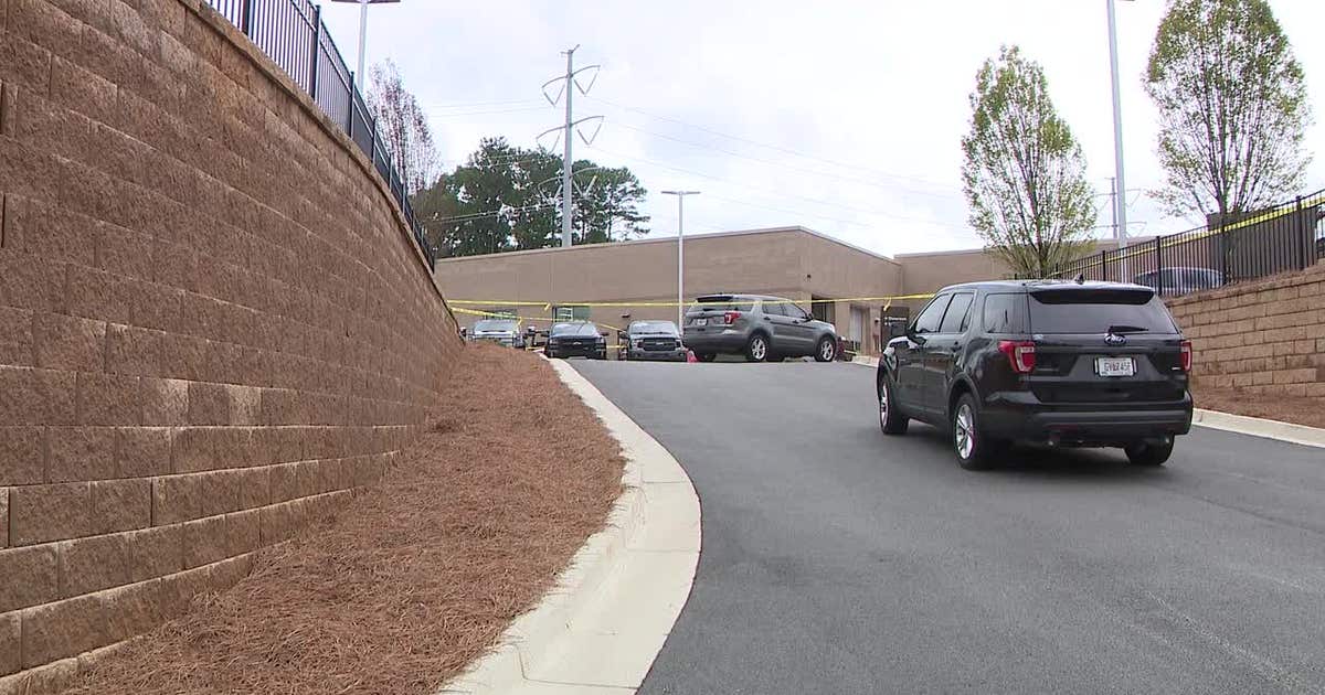Police investigate shooting at Canton car dealership | FOX 5 Atlanta