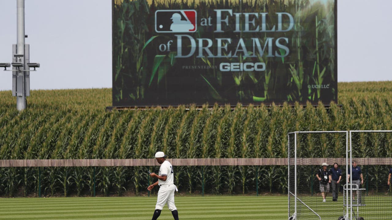 Reds to play Cubs in 2022 Field of Dreams Game 