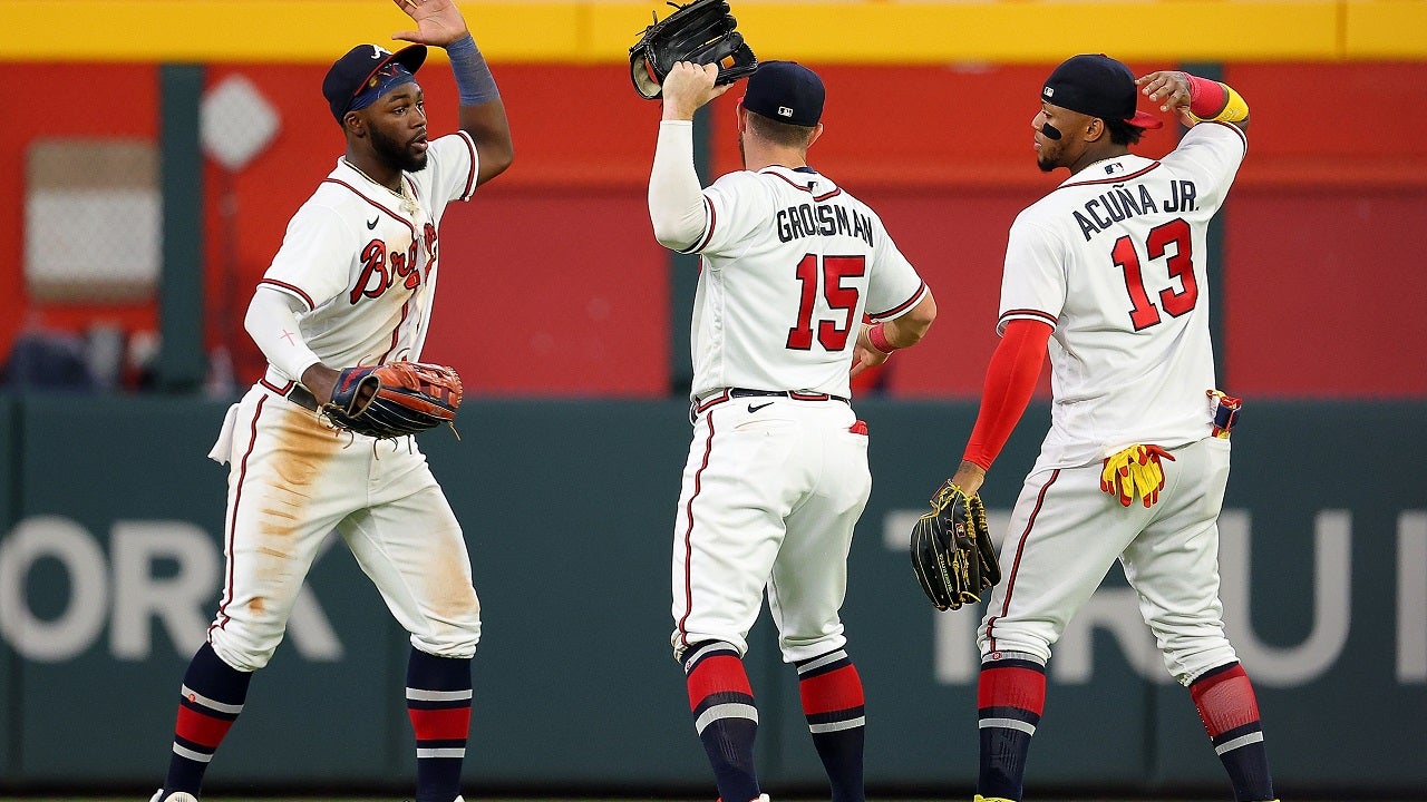 Braves beat Mariners alone in 1st for first time all year  KARK