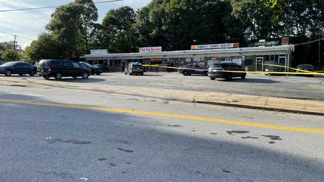 Police searching for gunman in deadly shooting at Atlanta grocery store