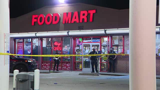 APD: Suspect stabs man in neck with box cutter at Atlanta gas station