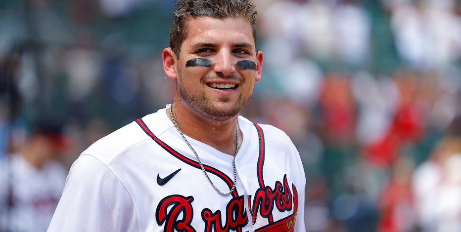 Braves' Austin Riley delivers walk-off double that breaks a Hank