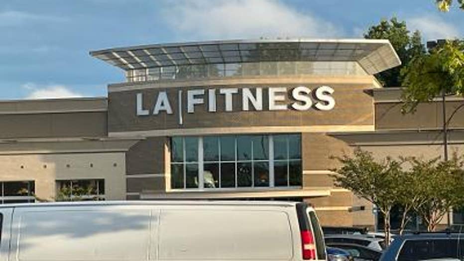 Girl assaulted whereas taking bathe at fashionable gymnasium in Cobb County