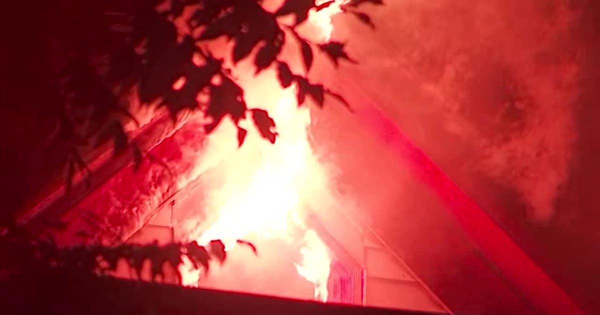 No one injured in overnight fire at southwest Atlanta home | FOX 5 Atlanta