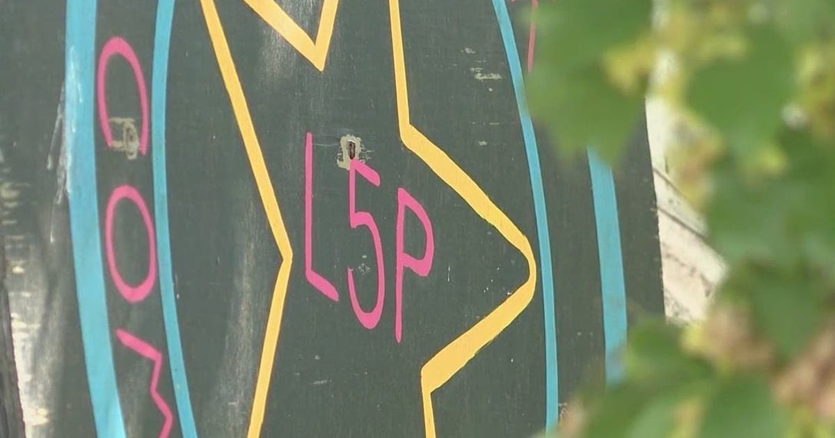 Thousands join fight to keep iconic Atlanta bar open amid plans to ...