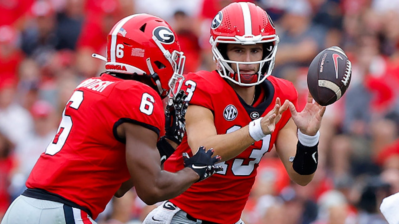 Georgia vs SC: Beamer focused on field, not on Bulldogsâg No. 1 rank