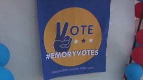 Hundreds of Emory students register to vote ahead of midterm elections