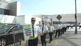 Pilots protesting at Atlanta airport during busy Labor Day weekend