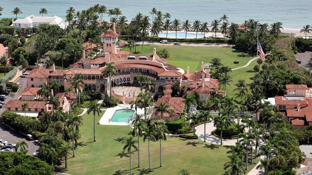 Court lifts hold on seized documents in Mar-a-Lago probe