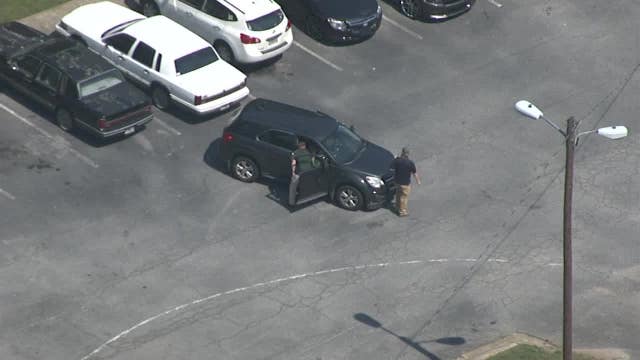 Person dead, barricaded gunman arrested in Clayton County, police say