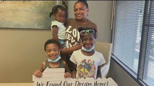 Mom of 3 killed in car accident, family raising funds for children