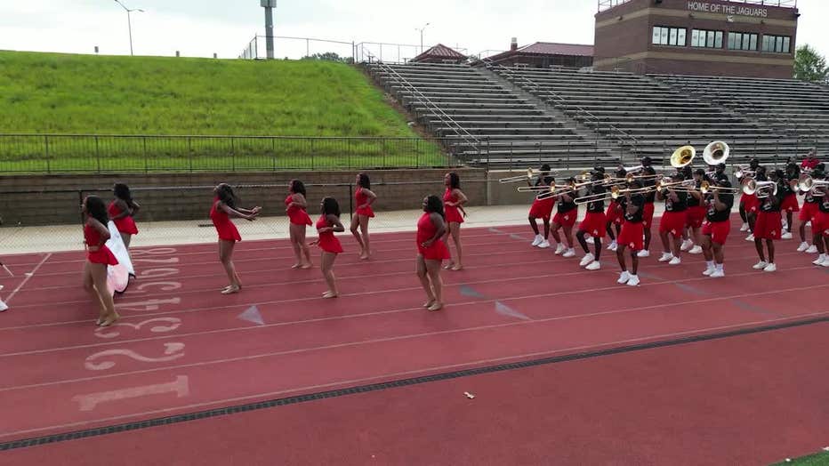 Douglas County marching band prepare for big Thanksgiving