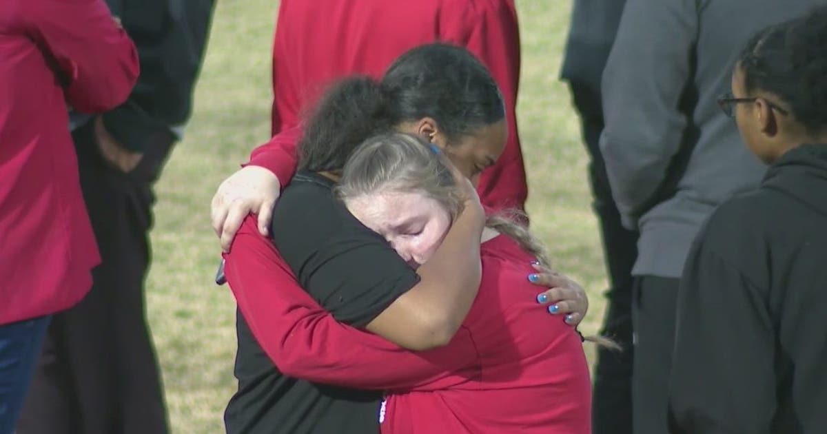 Hundreds gather to honor Chattooga teens killed in crash | FOX 5 Atlanta