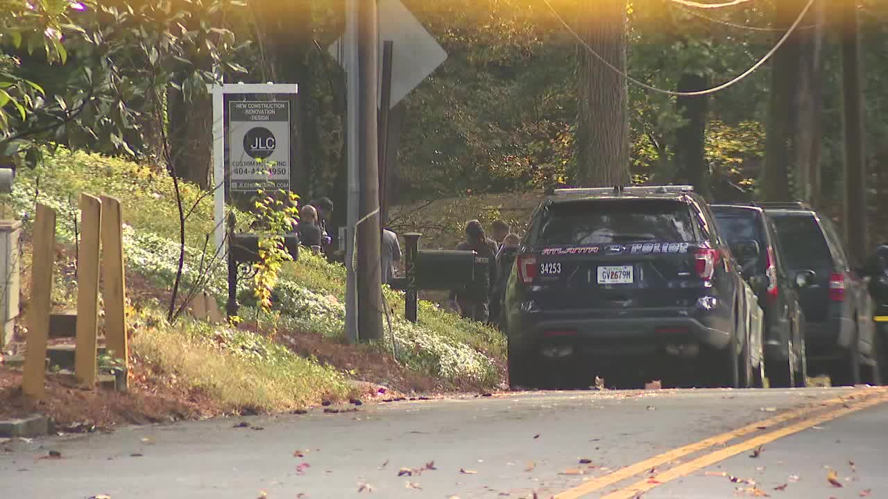 Mom And Daughter Find Man's Body In Buckhead Neighborhood While On Way ...