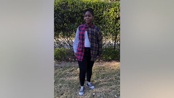 14-year-old girl missing after walking away from Clayton County home, police say