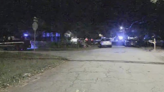 Man found dead in DeKalb County neighborhood
