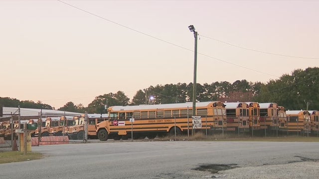 Mom complains Douglas County school bus failed to show up for students