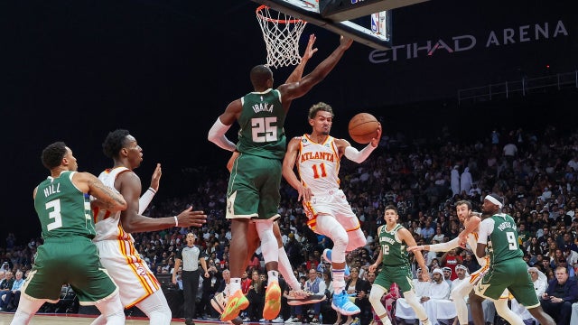 Young’s first-half shooting leads Hawks past Bucks 118-109