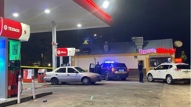 Man shot while fueling up at SE Atlanta gas station, police say