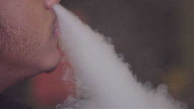 Georgia senators move to curb vaping under smoking rules