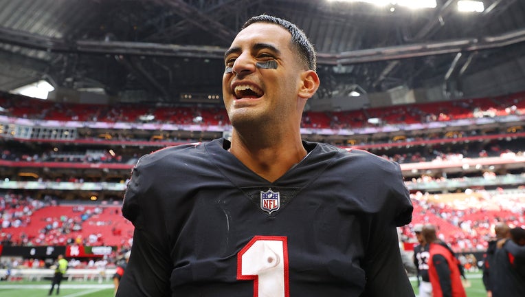 Mariota accounts for 3 TDs, Falcons beat 49ers 28-14