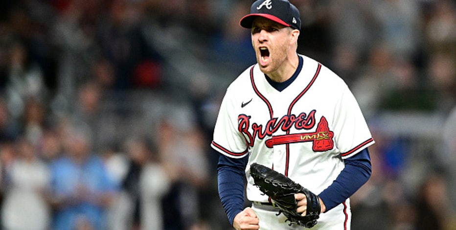 Olson's first homer with Braves, 04/10/2022