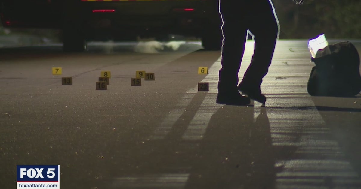 Stray bullet hits southwest Atlanta man sleeping in bed | FOX 5 Atlanta
