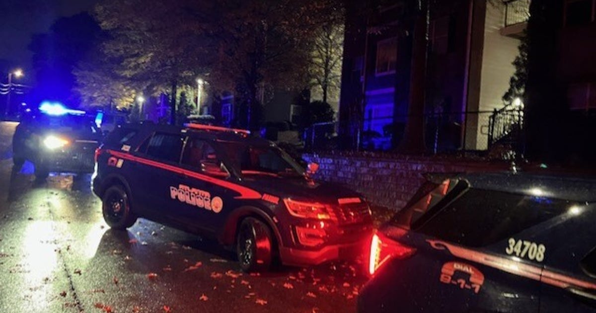 Man shot multiple times during argument at SW Atlanta apartments | FOX ...