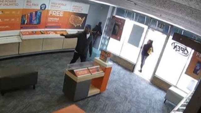 "Change the number," customer throws fit, damages property, police say