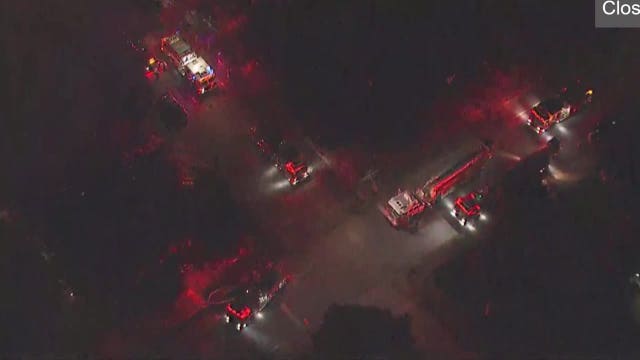 90-year-old man hospitalized after SE Atlanta house fire