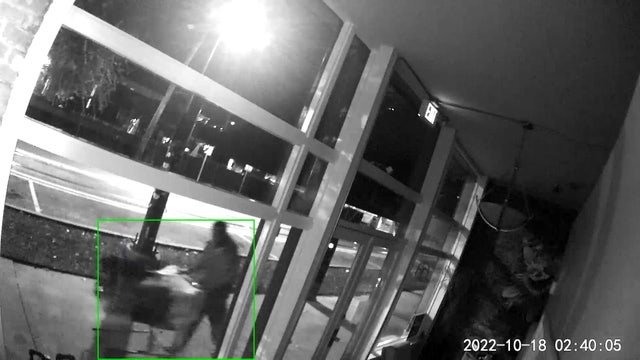 Police: Suspect caught on camera attacking Atlanta building with shopping car