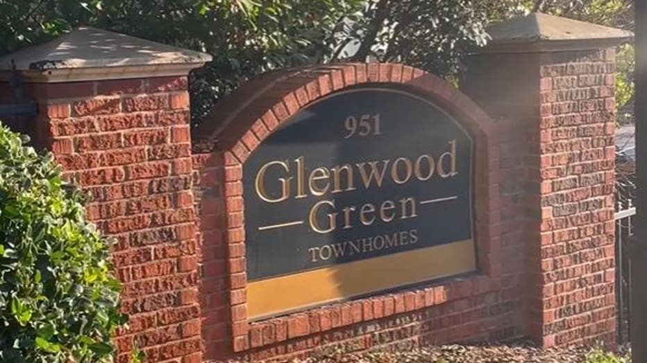 Residents at Glenwood Green Townhomes say they are fed up with mailroom break-ins.