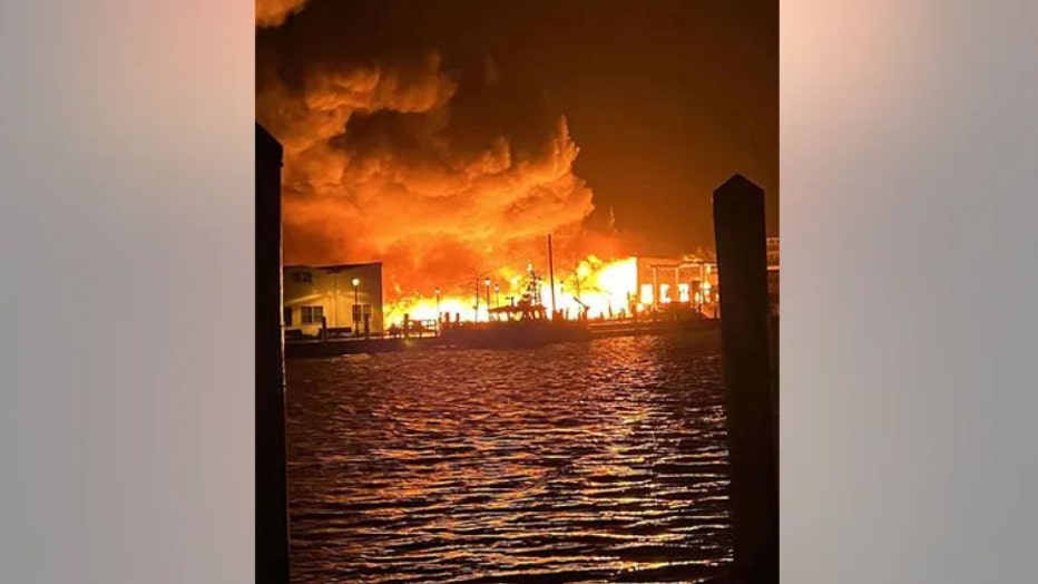 Marina-fire-in-Connecticut-IV.jpg