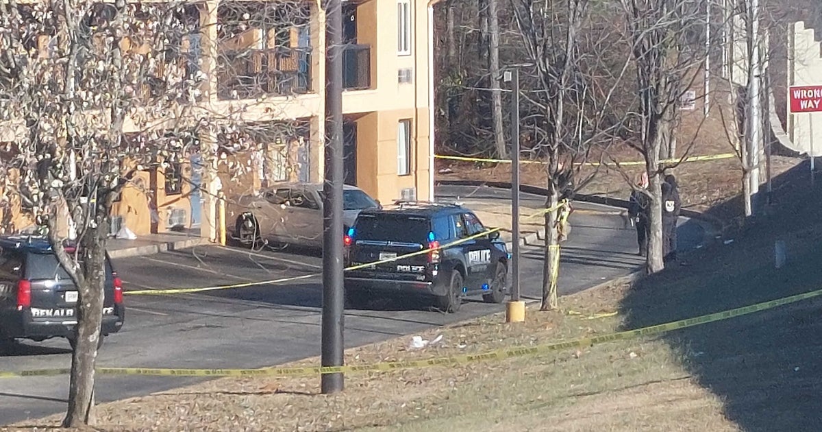 1 dead, 1 injured in DeKalb County motel shooting | FOX 5 Atlanta