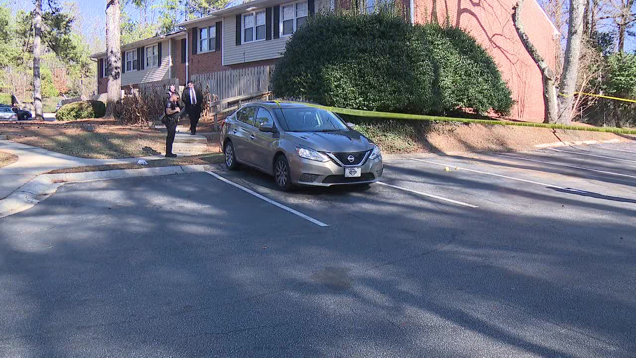 12-year-old girl shot at DeKalb County apartment complex, police say