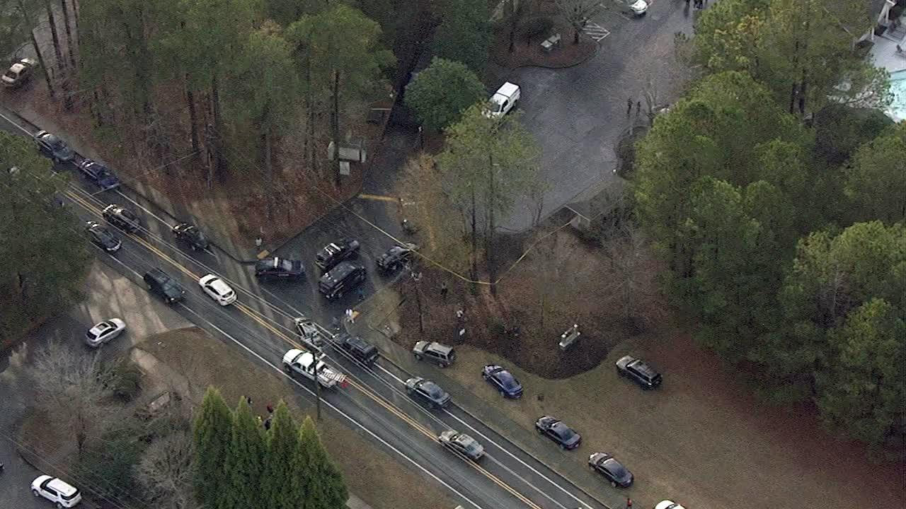 1 Injured In Shooting At Apartment Complex Off Fairburn Road | FOX 5 ...