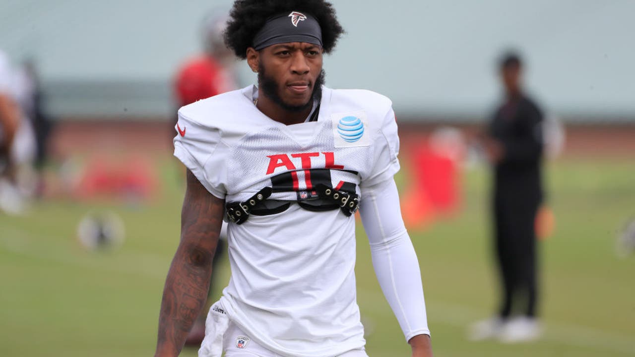 Police: Falcons wide receiver Cameron Batson facing charges for DUI, fight and chase - Vimarsana News
