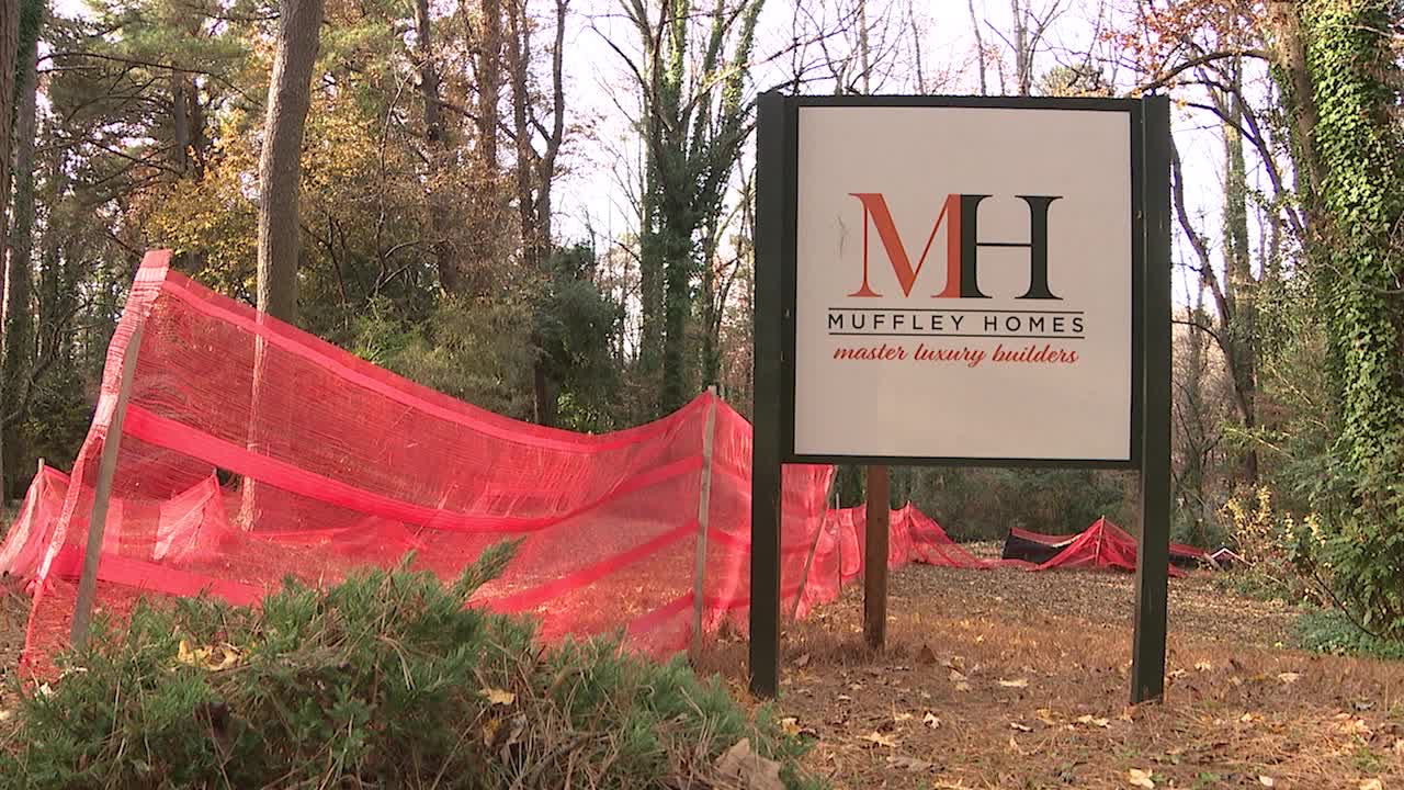 Muffley Homes CEO back in court, faces felony charge related to business practice.