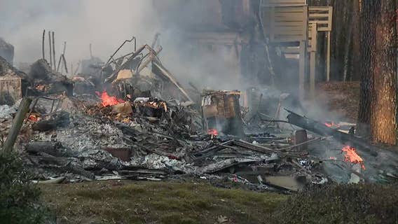 Water issues hamper firefighters' efforts during blaze at Clayton County townhomes