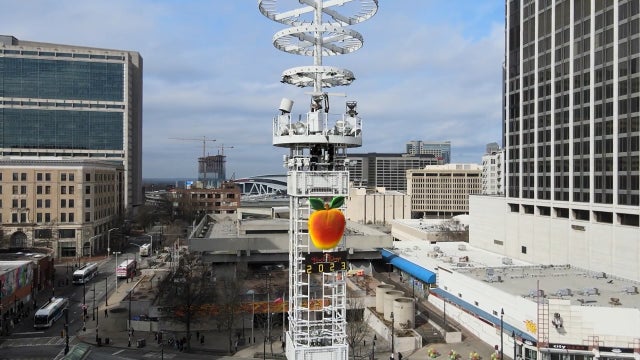 Atlanta police preparing for Peach Bowl, New Year's Eve Peach Drop